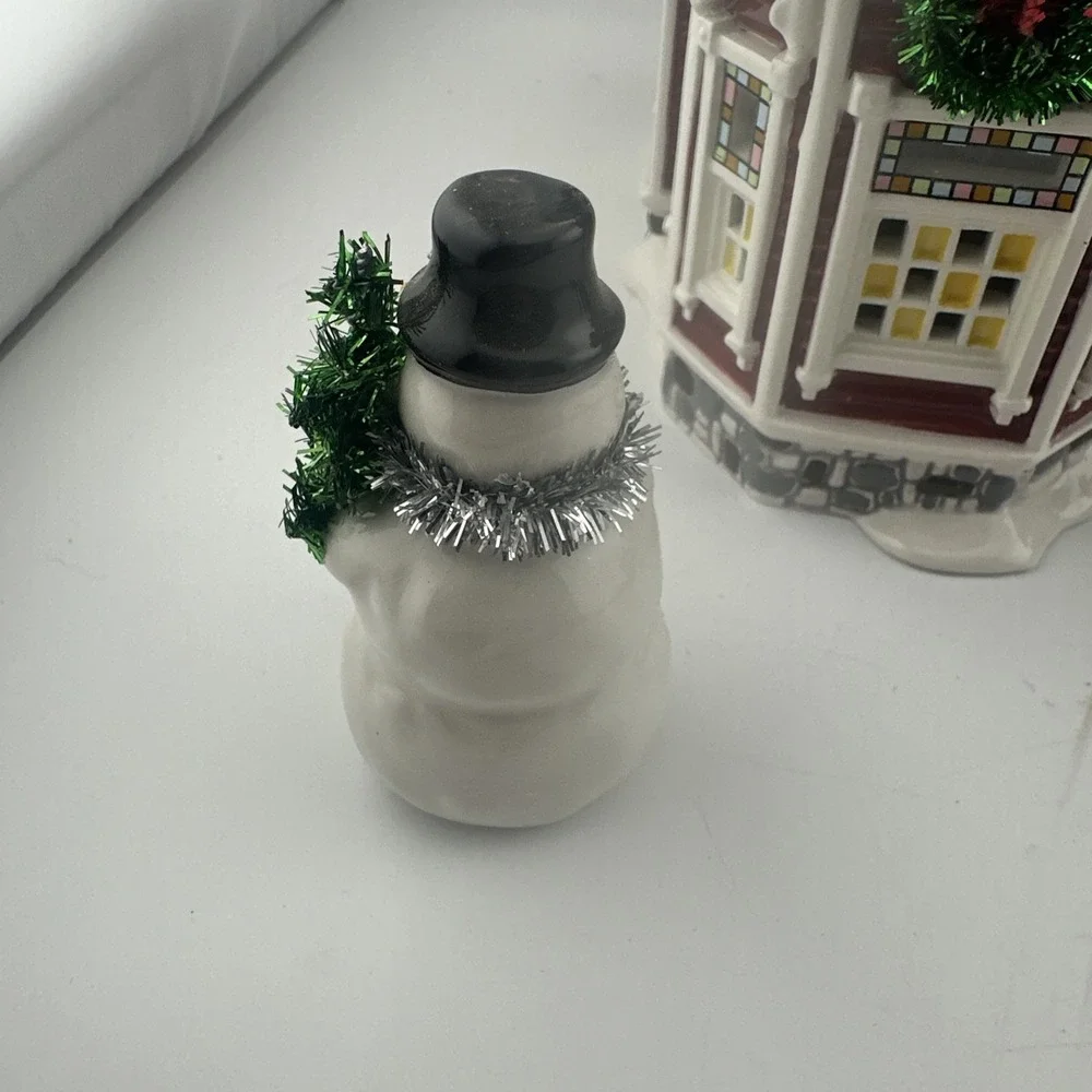 Dept 56 Snow Village 